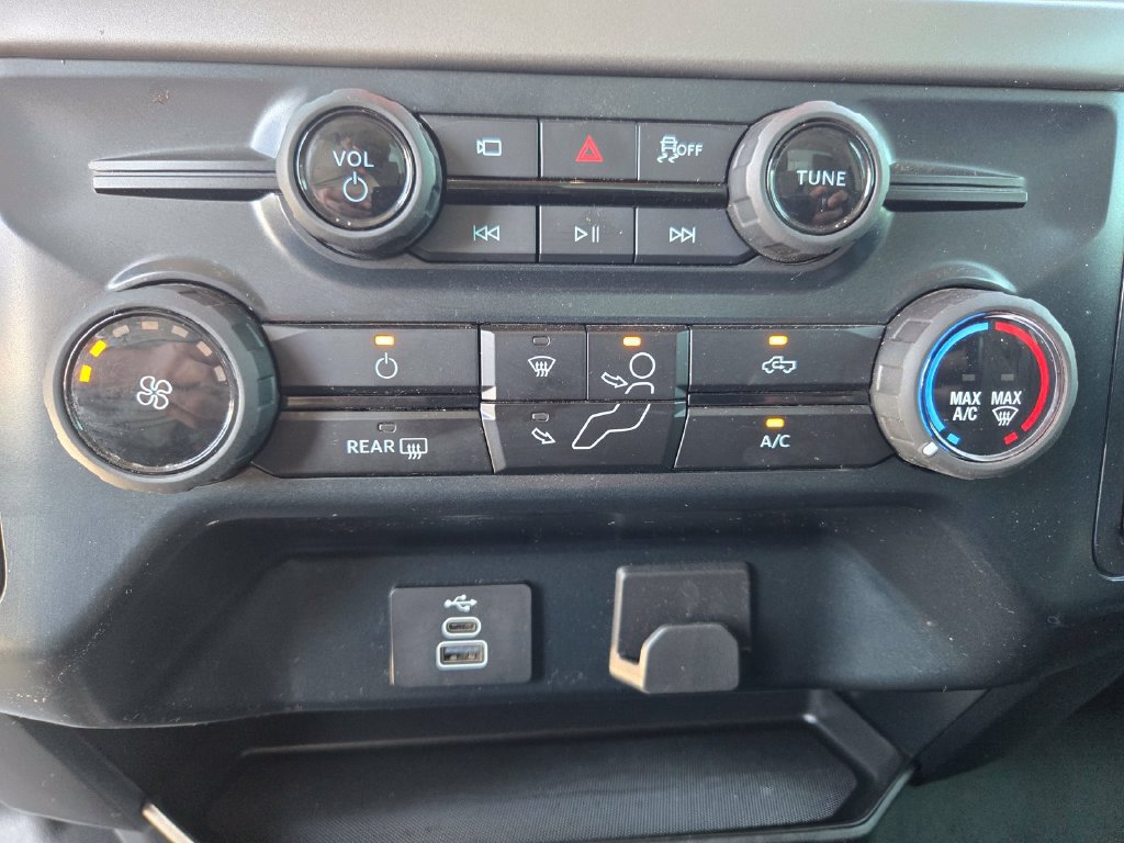 Used 2025 Ford F150 XL w/ Equipment Group 103A High RWD image 12