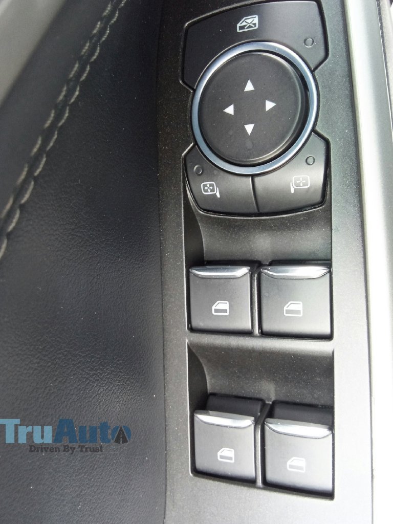 Used 2022 Ford Explorer XLT RWD image 21