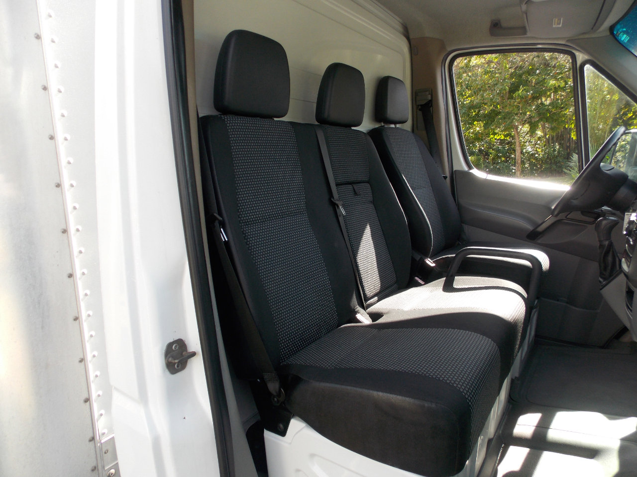 Used 2007 Dodge Sprinter 3500 image 17