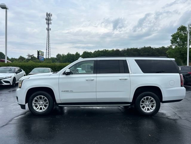 Used 2017 GMC Yukon XL SLT w/ Open Road Package AWD/4WD image 12