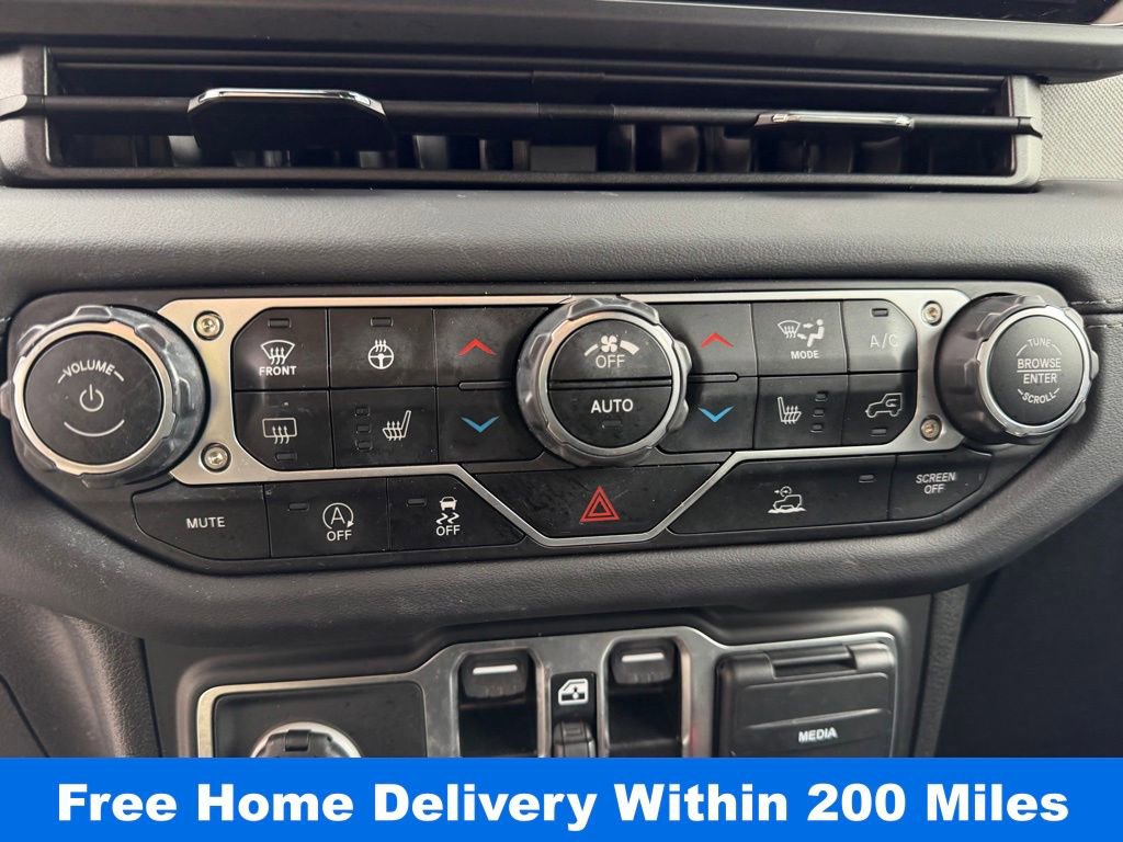 Certified 2024 Jeep Wrangler Sahara image 25