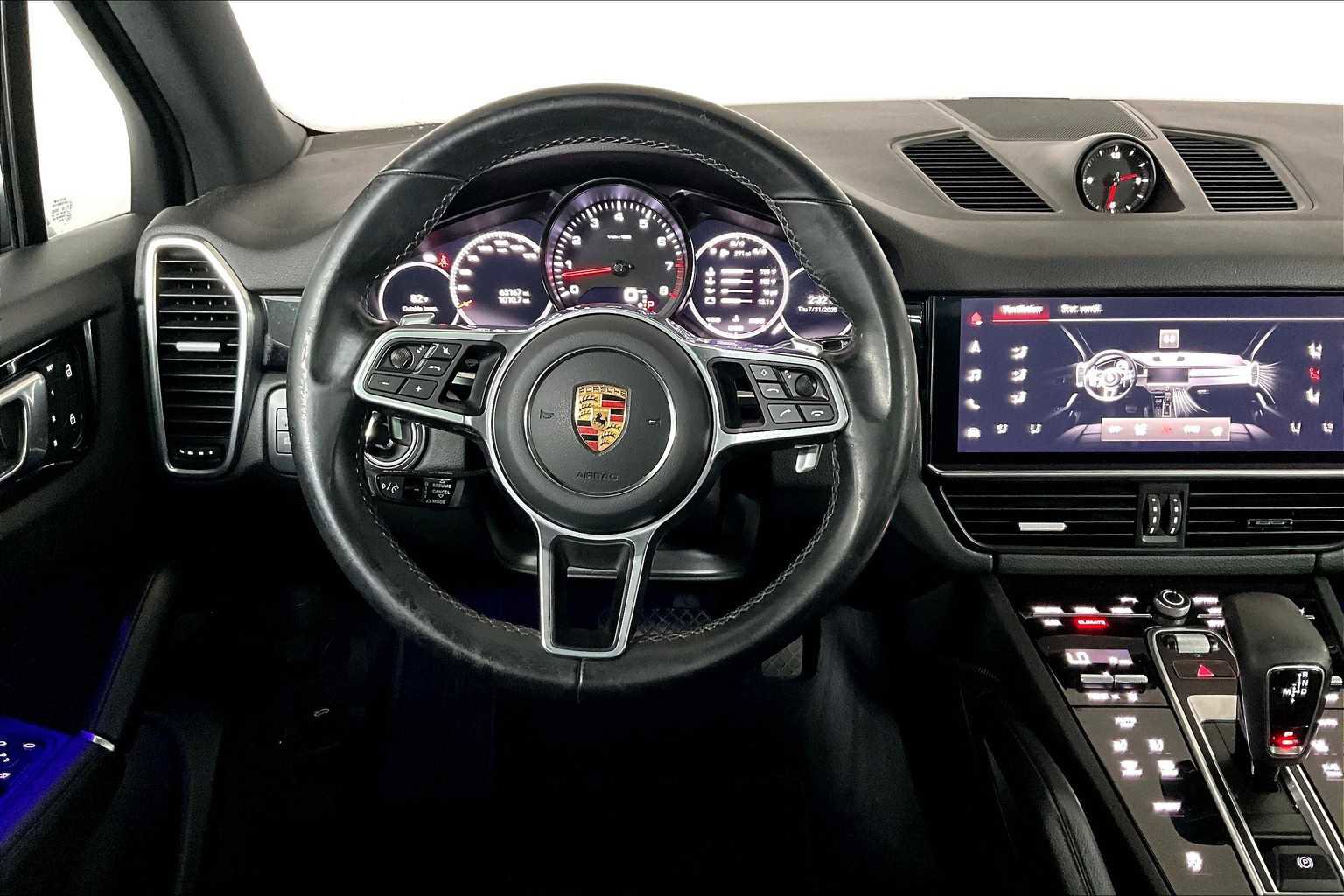 Used 2022 Porsche Cayenne image 9