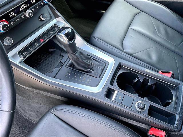 Used 2020 Audi Q3 2.0T Prestige w/ Prestige Package image 15