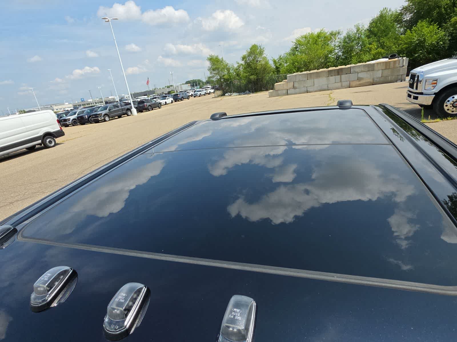 Used 2026 Ford F250 Platinum AWD/4WD image 21