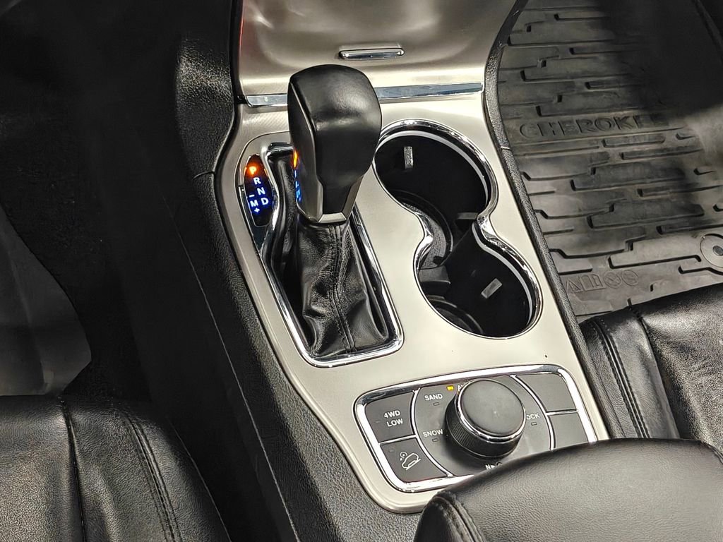 Used 2021 Jeep Grand Cherokee Limited image 8