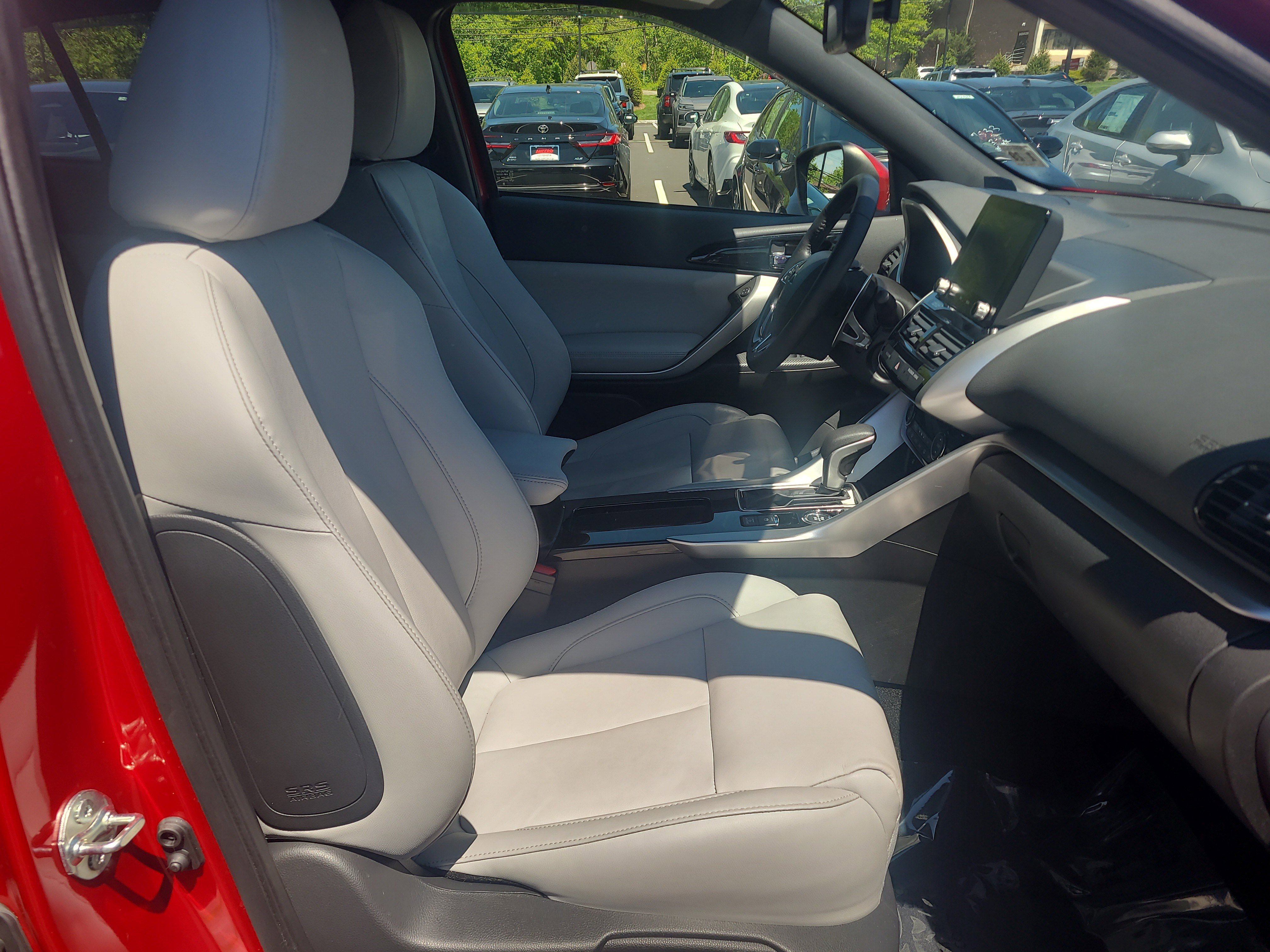 Used 2024 Mitsubishi Eclipse Cross SEL AWD/4WD image 18