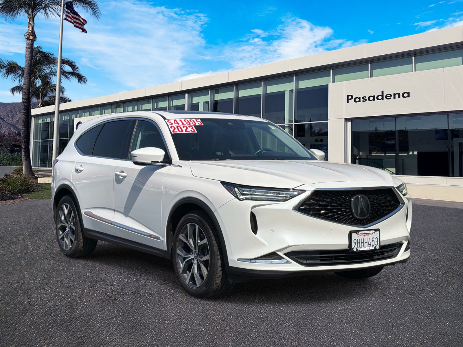 Used 2023 Acura MDX w/ Technology Package AWD/4WD image 1