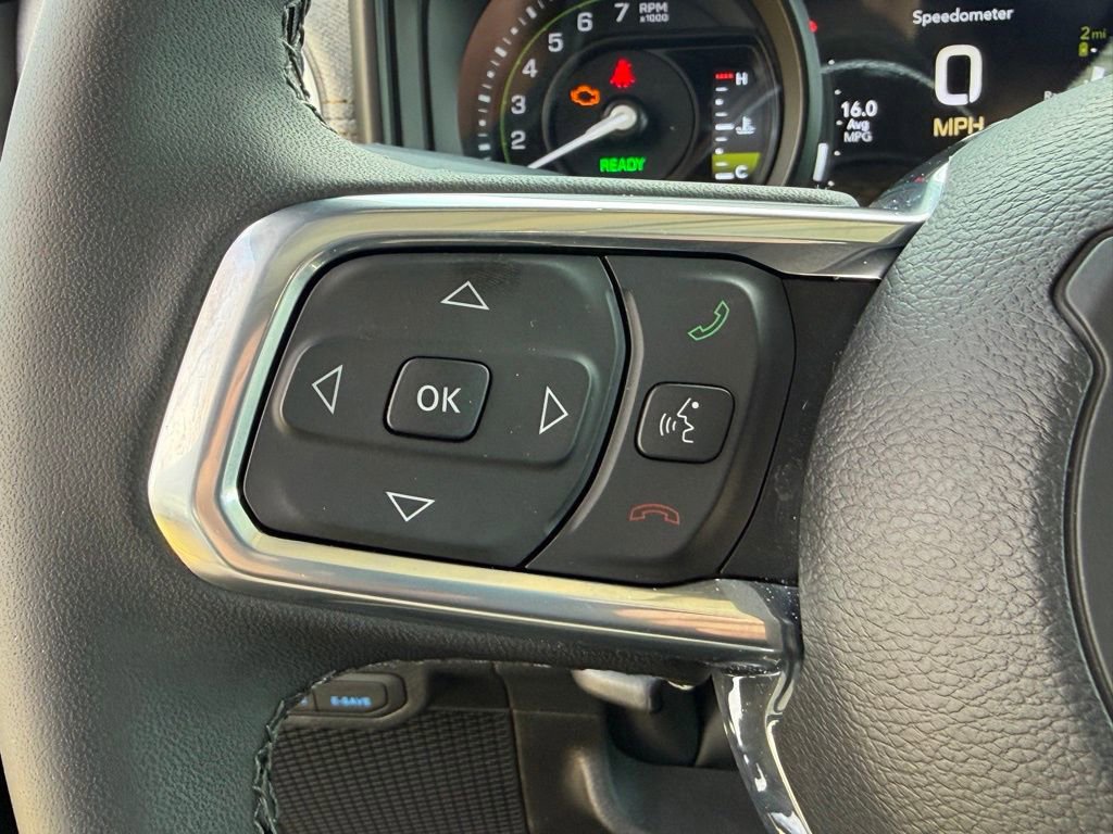 Certified 2025 Jeep Wrangler Unlimited Sahara AWD/4WD image 23