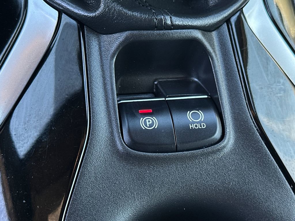 Used 2021 Toyota Corolla XSE image 29