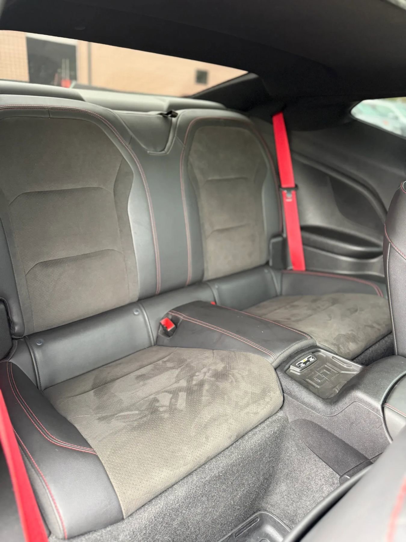 Used 2020 Chevrolet Camaro ZL1 RWD image 23