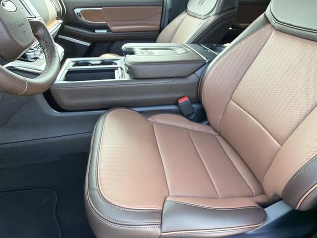 New 2026 Ford Expedition King Ranch image 19