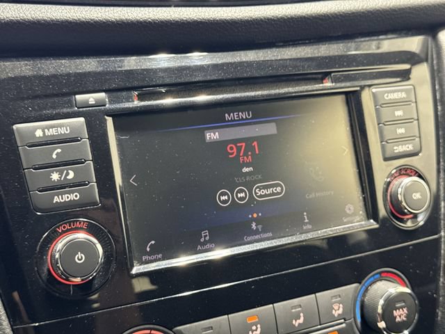 Used 2018 Nissan Rogue S FWD image 16