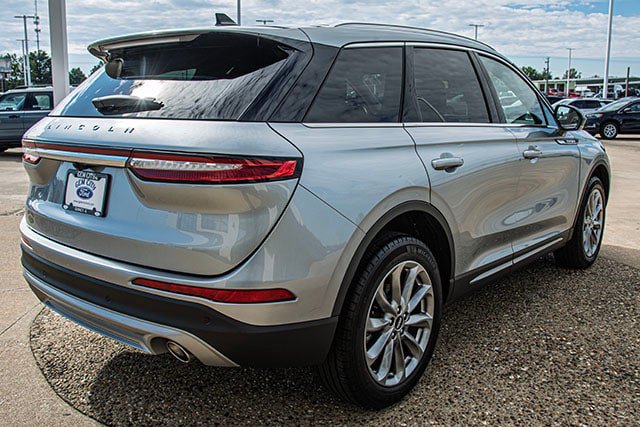 Used 2022 Lincoln Corsair AWD w/ Premium Package image 4