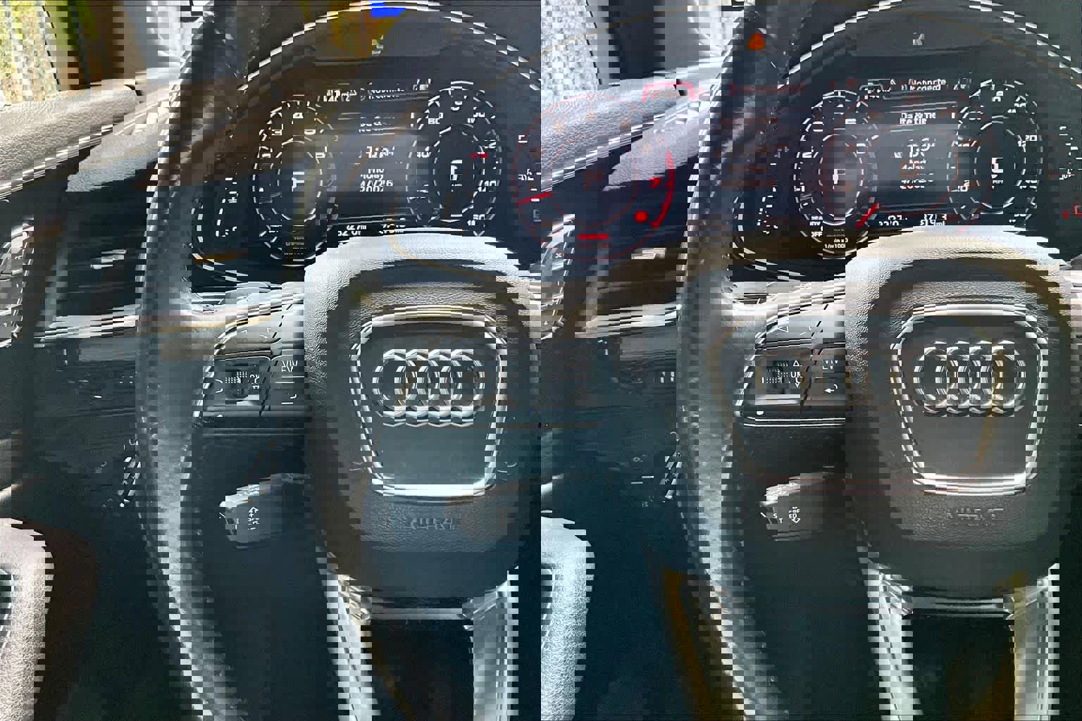 Used 2017 Audi Q7 3.0T Premium Plus image 23