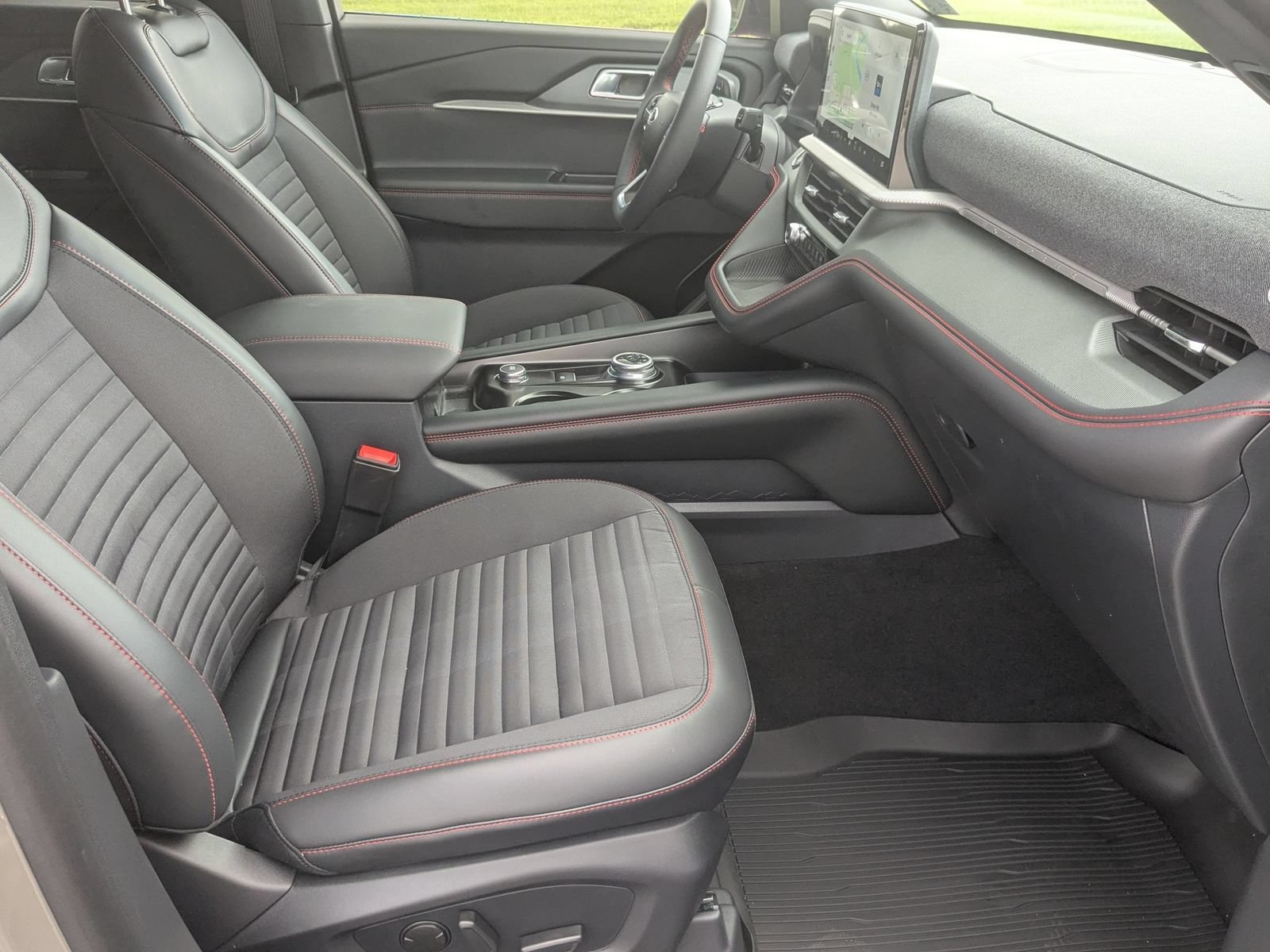 New 2026 Ford Explorer ST-Line AWD/4WD image 39