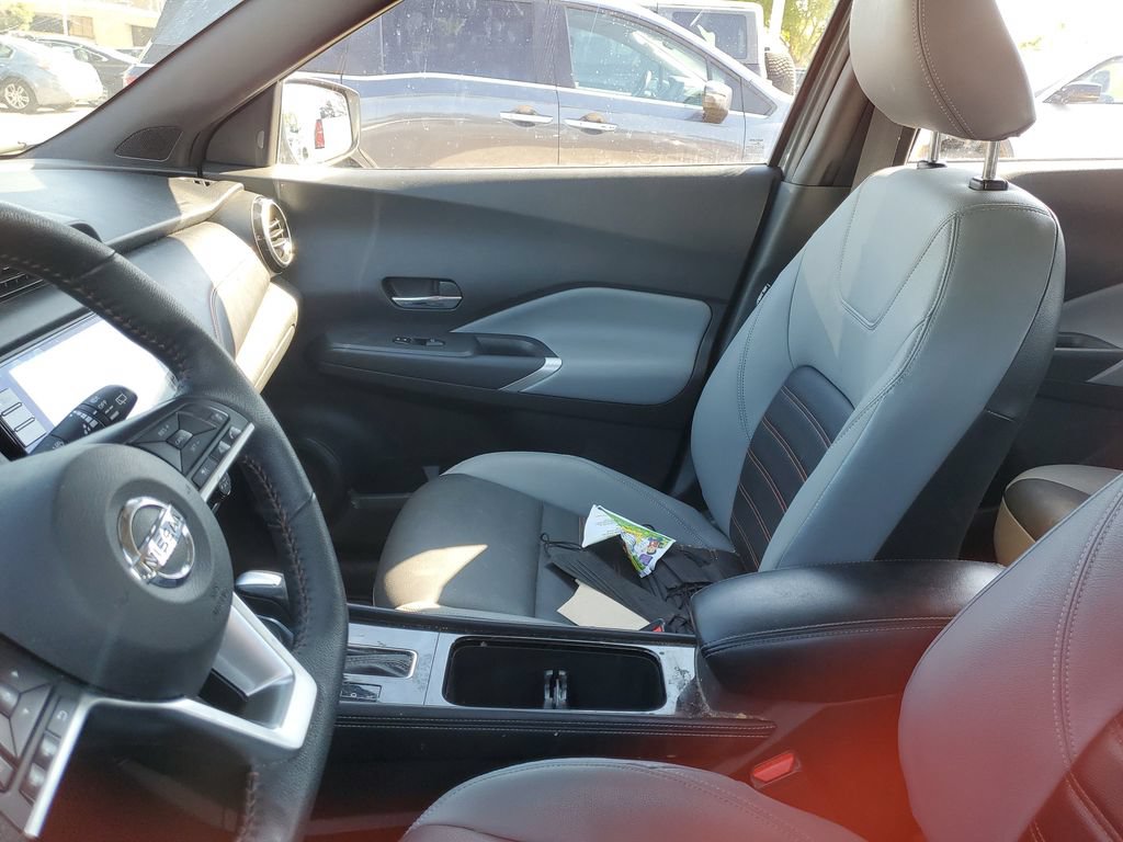 Used 2021 Nissan Kicks SR w/ SR Premium Package FWD image 20