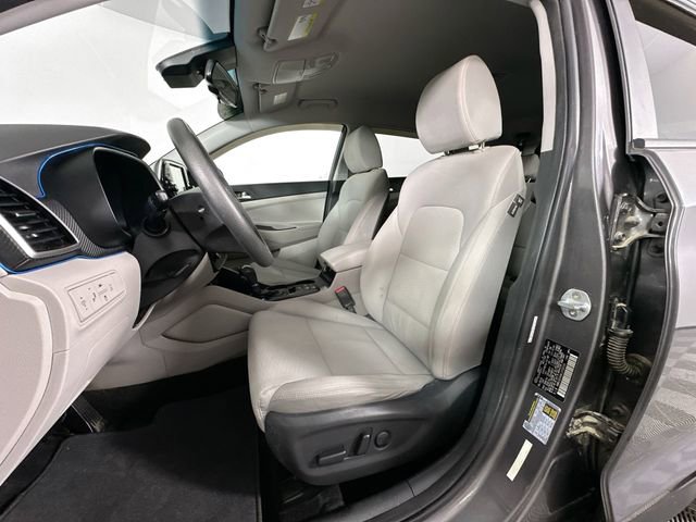 Used 2020 Hyundai Tucson Value AWD/4WD image 16
