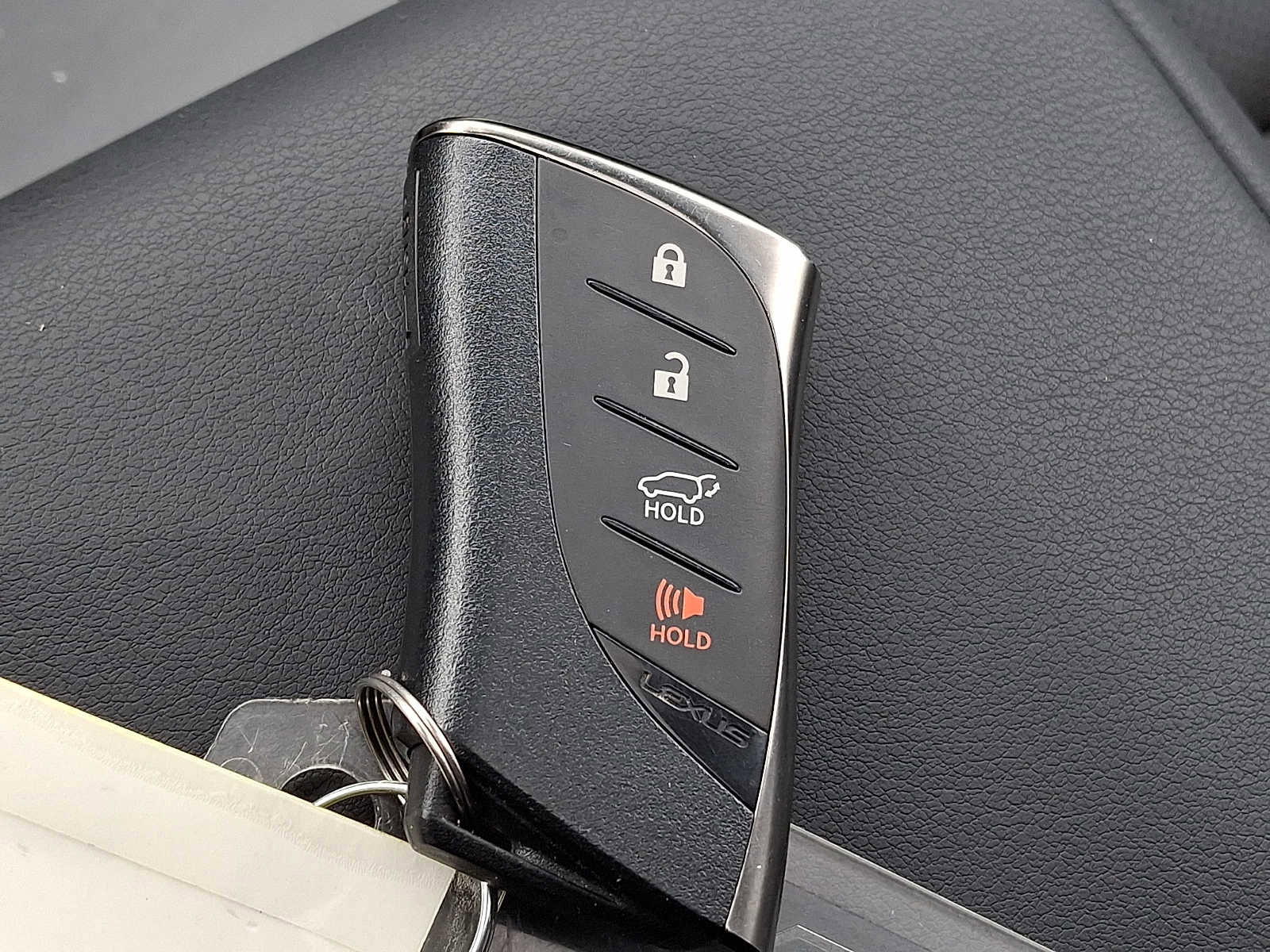 Used 2025 Lexus GX 550 Premium+ w/ Accessory Package (2T) image 25