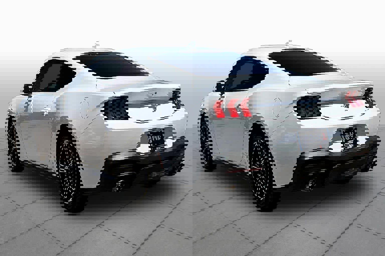 Used 2024 Ford Mustang Coupe image 11