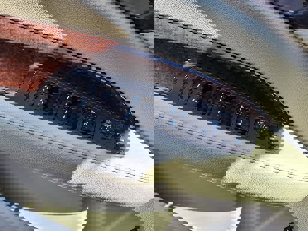 Used 2020 Acura MDX SH-AWD image 14