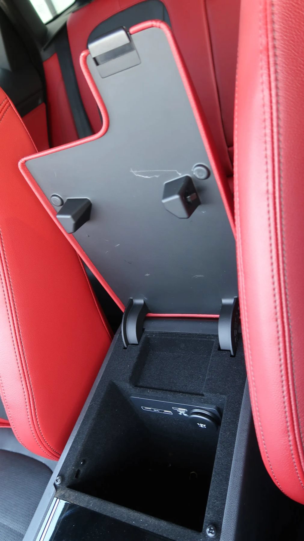 Used 2019 Jaguar F-PACE S AWD/4WD image 29
