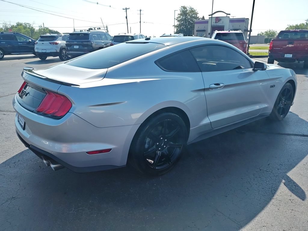 Used 2019 Ford Mustang GT Premium w/ Black Accent Package RWD image 5