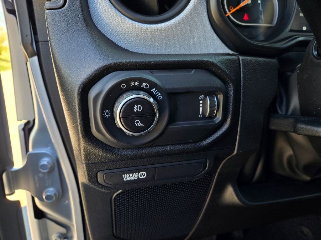 Used 2024 Jeep Gladiator Sport image 13