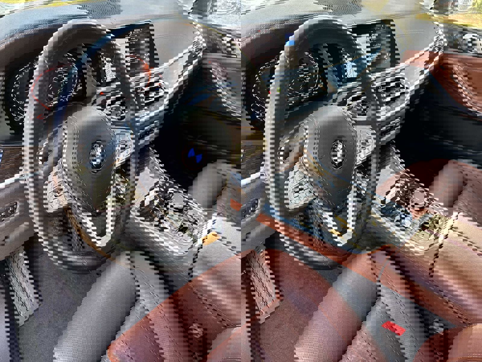 Used 2021 BMW X7 xDrive40i w/ Premium Package 2 image 22