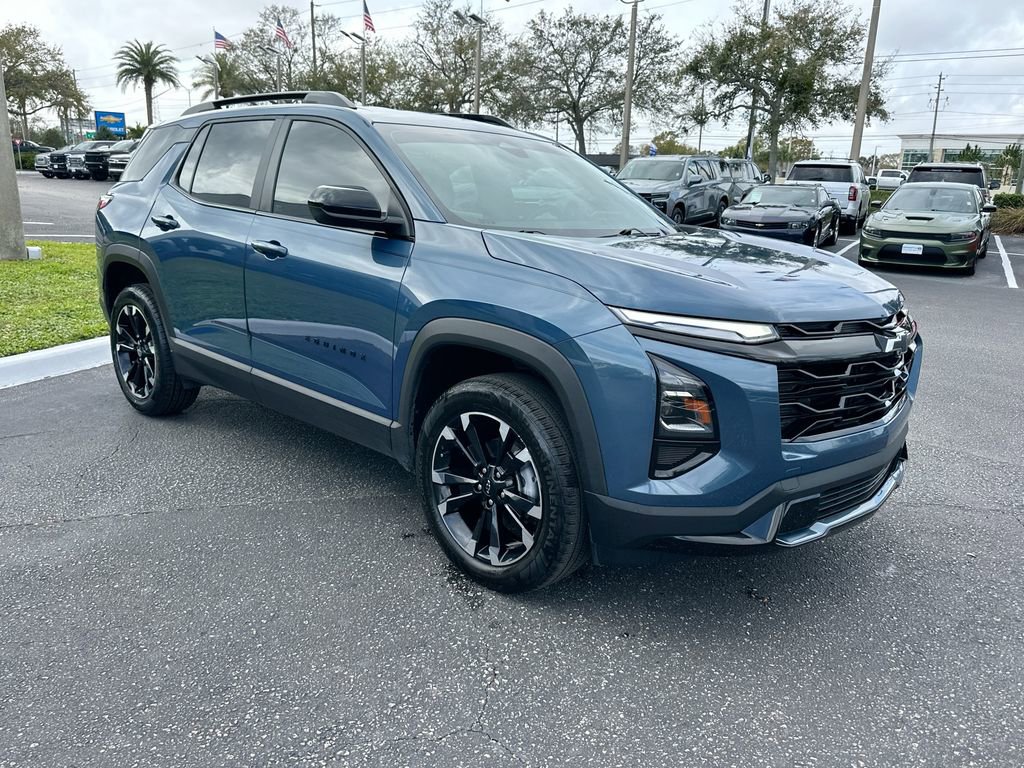 Used 2025 Chevrolet Equinox RS image 4