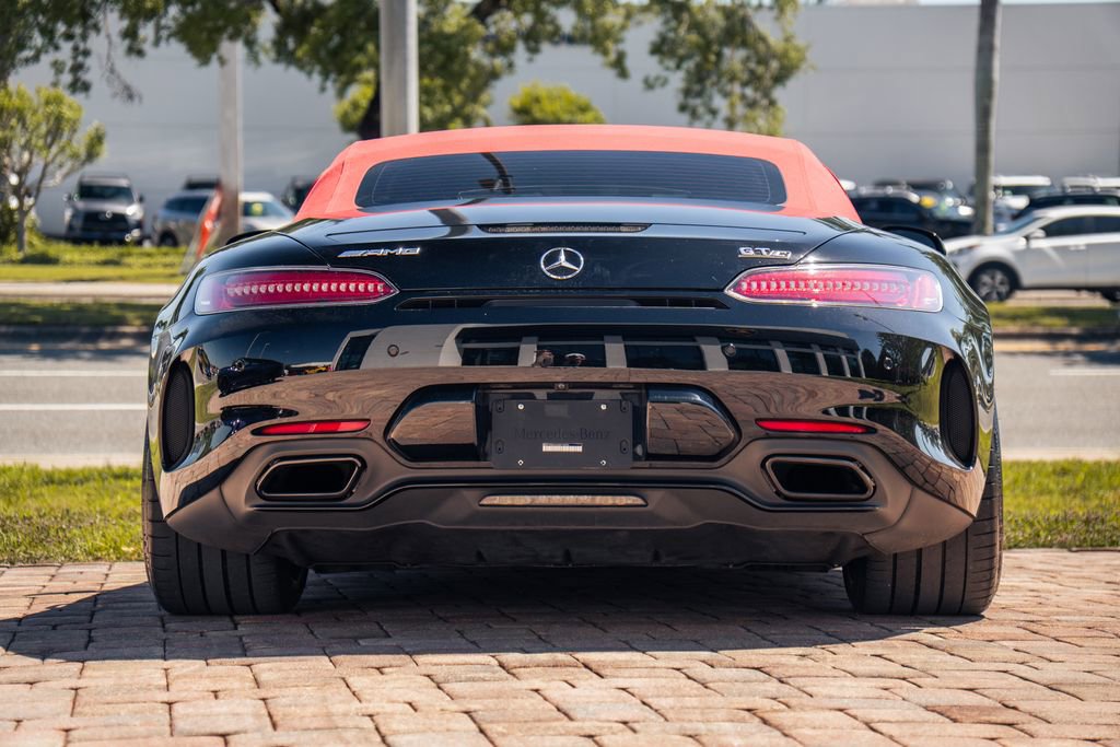 Used 2018 Mercedes-Benz AMG GT C image 4