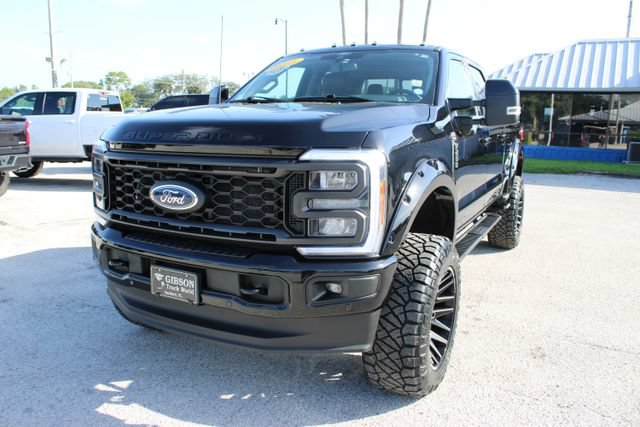Used 2024 Ford F250 Lariat w/ Lariat Ultimate Package AWD/4WD image 3