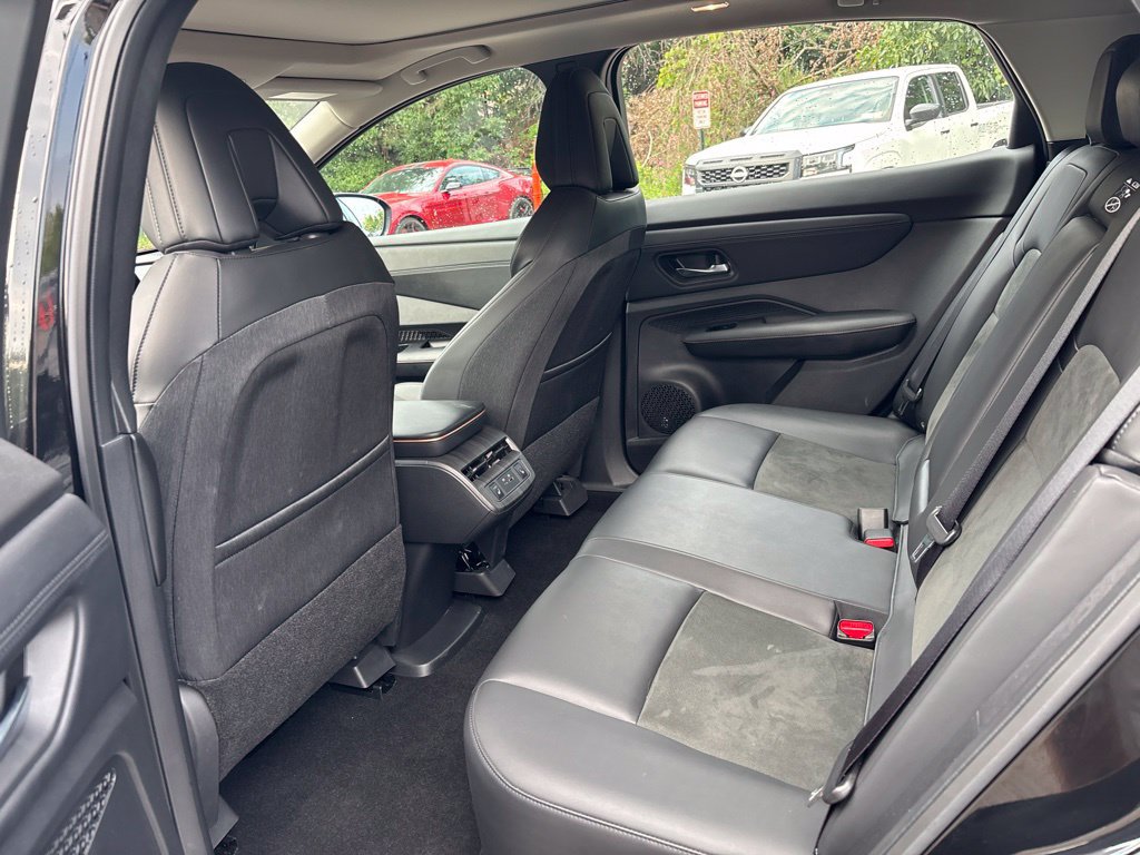 Certified 2024 Nissan Ariya AWD image 18
