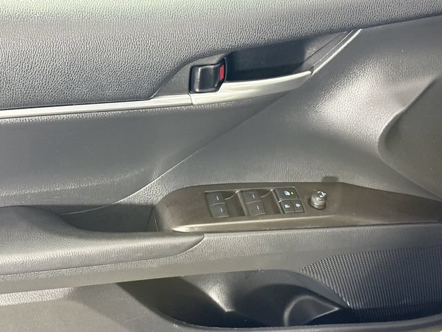 Used 2021 Toyota Camry LE FWD image 22