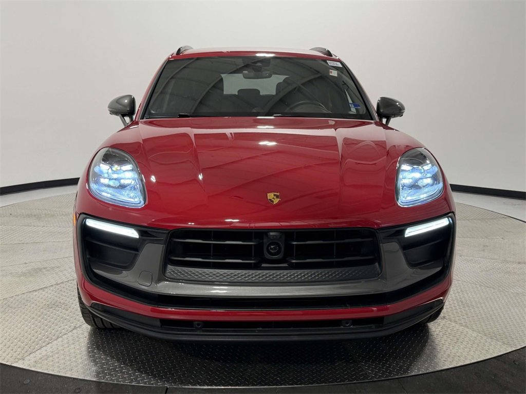 Used 2025 Porsche Macan video 2