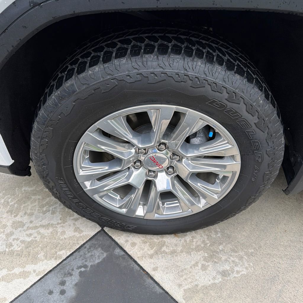 Used 2023 GMC Sierra 1500 Denali AWD/4WD image 9