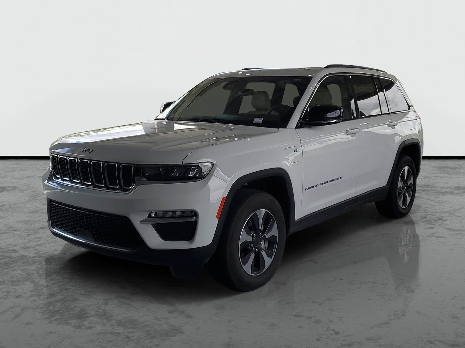Certified 2024 Jeep Grand Cherokee Limited 4xe AWD/4WD image 4