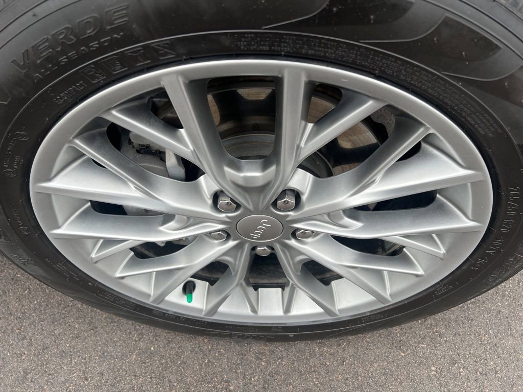 Used 2022 Jeep Grand Cherokee Summit w/ Advanced Protech Group IV image 40