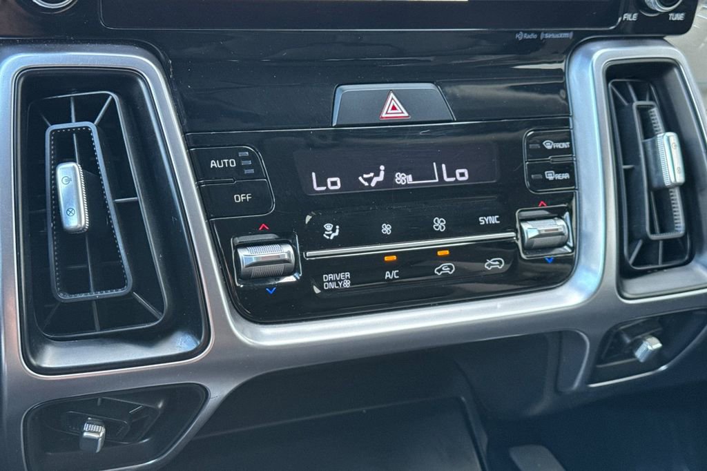 Used 2022 Kia Sorento S image 26