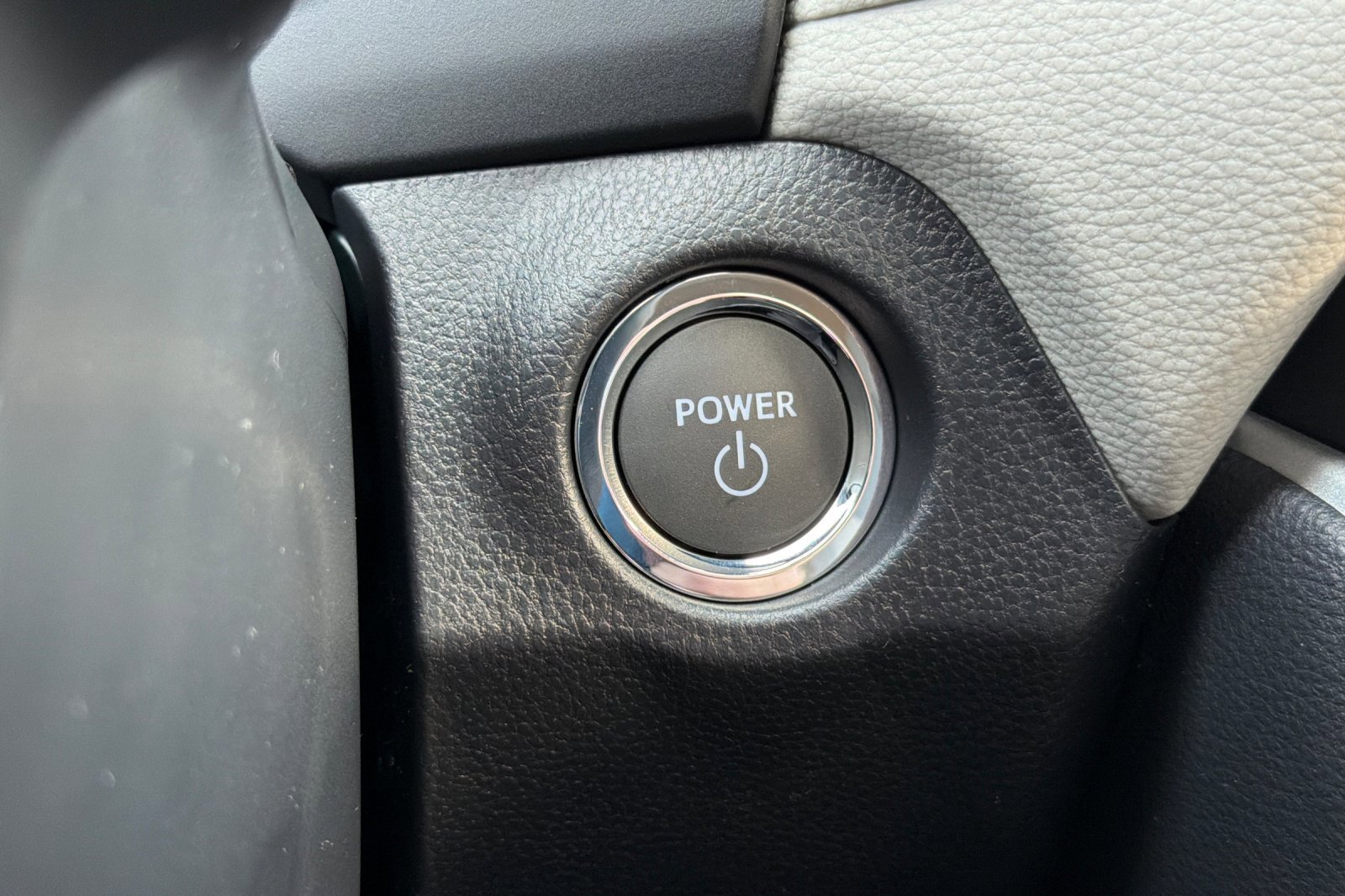 New 2025 Toyota RAV4 XLE w/ Convenience Package image 20