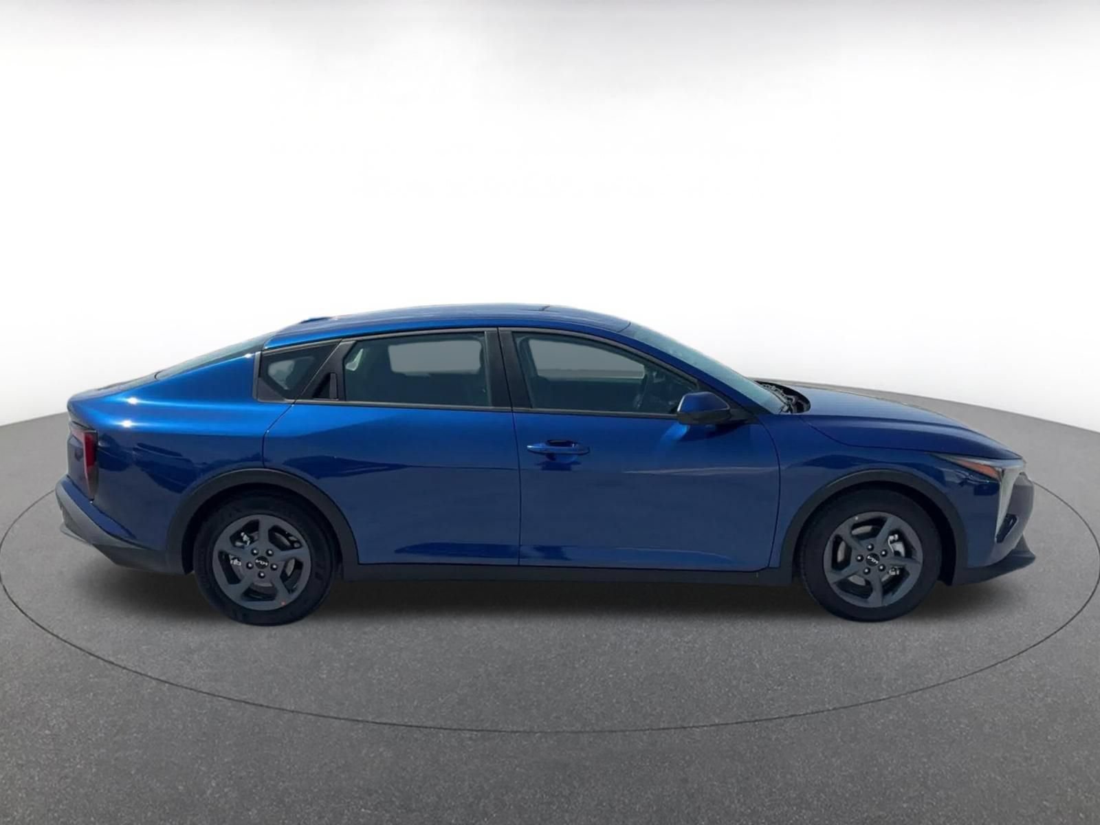 Used 2026 Kia K4 FWD image 15