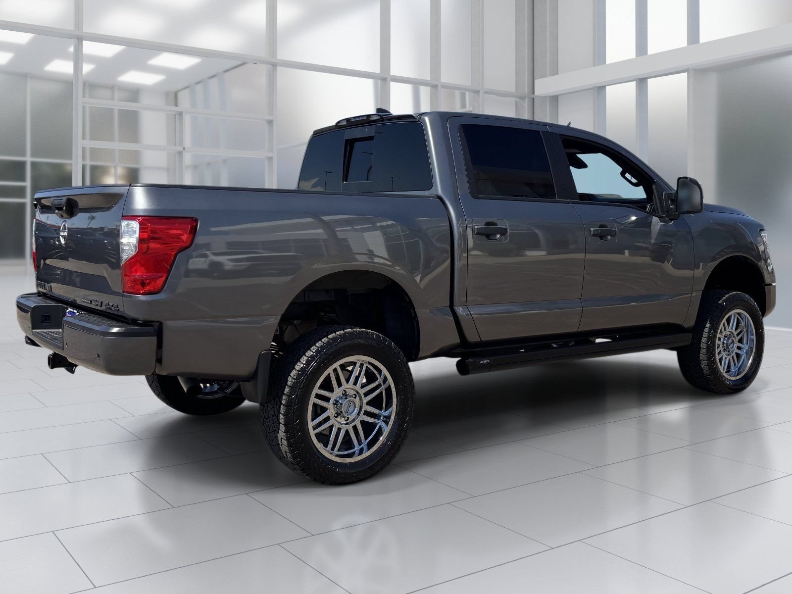 Certified 2024 Nissan Titan SV w/ SV Convenience Package AWD/4WD image 8