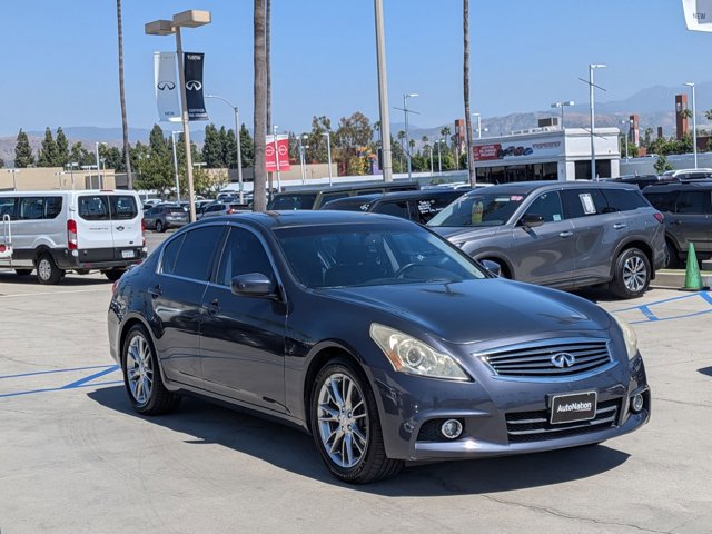 Used 2011 INFINITI G37 Journey w/ Premium Pkg image 3