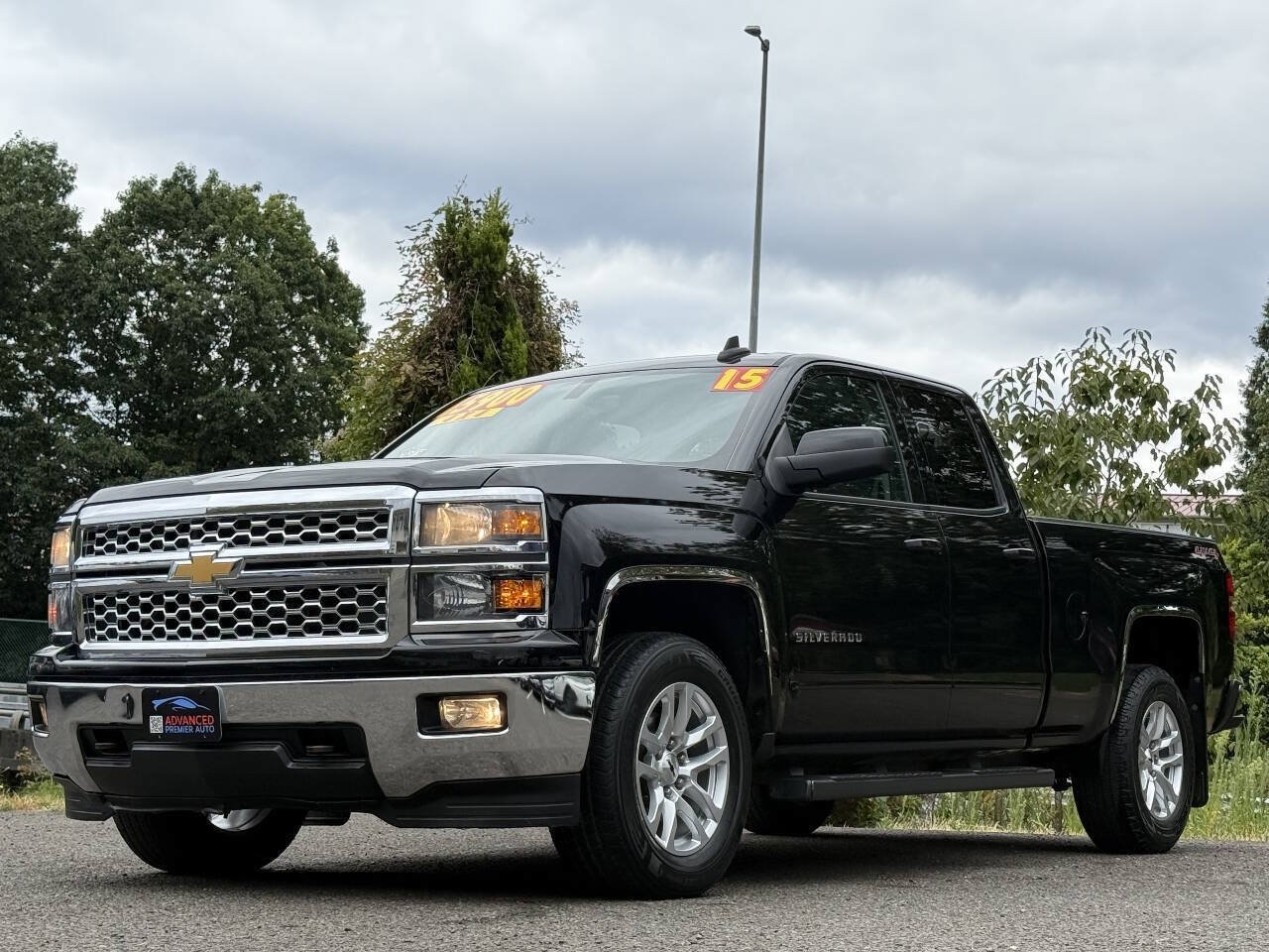 Used 2015 Chevrolet Silverado 1500 LT AWD/4WD image 1