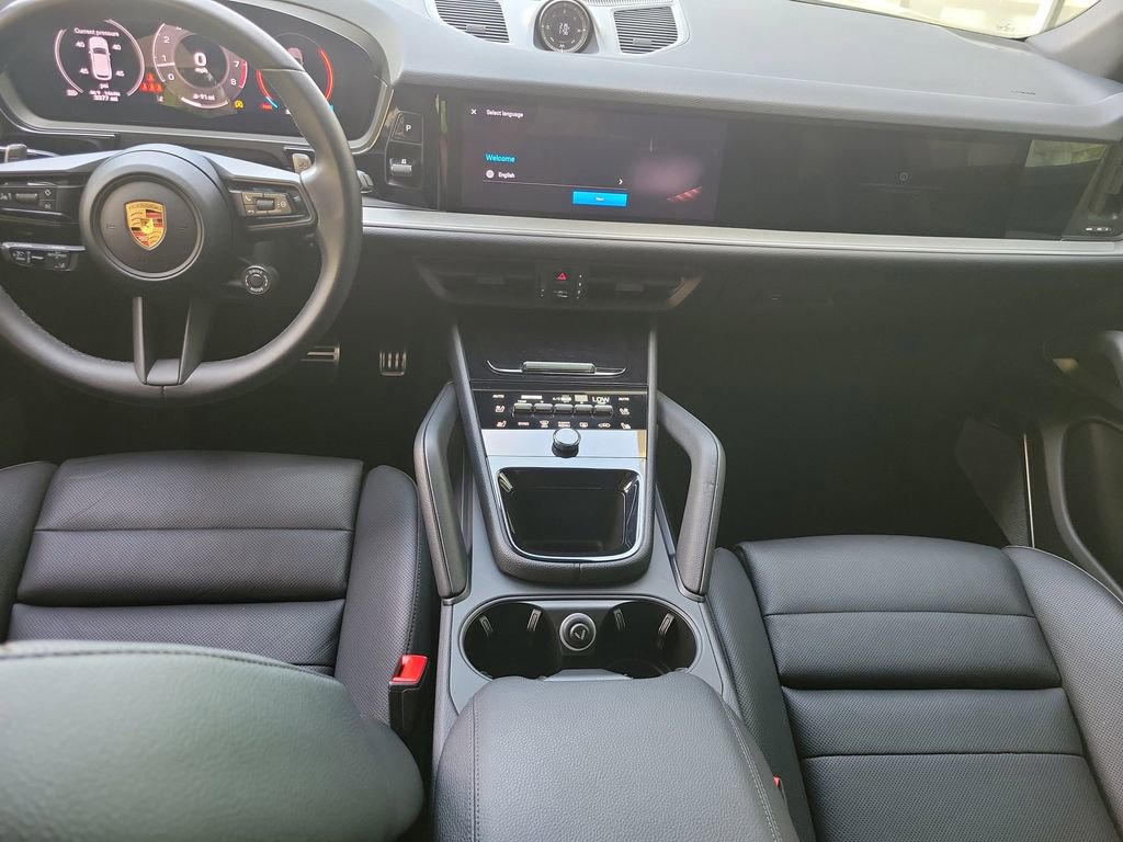 Used 2025 Porsche Cayenne S image 15