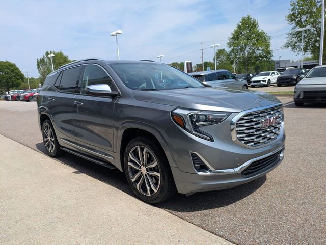 Used 2019 GMC Terrain Denali w/ Advanced Safety Package image 8