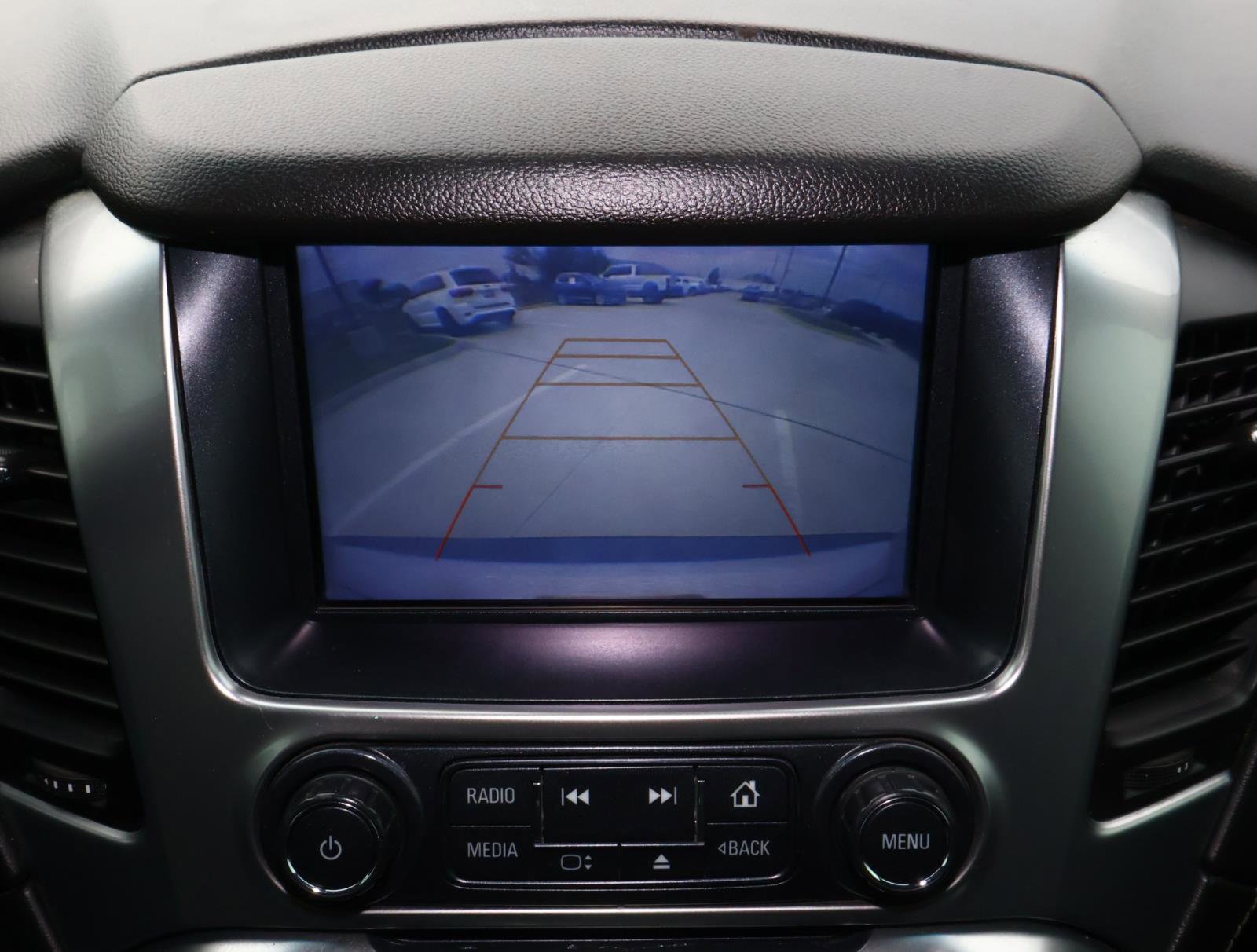 Used 2019 Chevrolet Suburban LT image 33