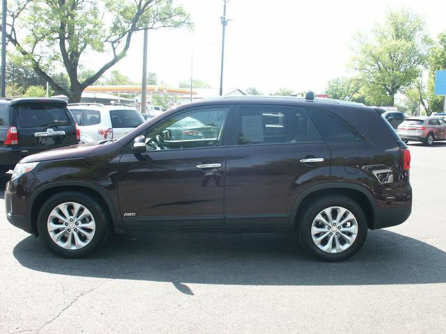 Used 2015 Kia Sorento EX w/ EX V6 Touring Package AWD/4WD image 2
