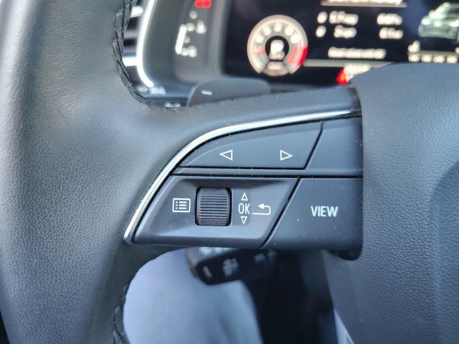 Used 2023 Audi Q7 2.0T Premium AWD/4WD image 28