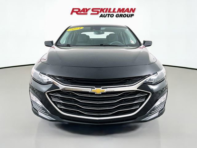 Used 2024 Chevrolet Malibu LT image 2