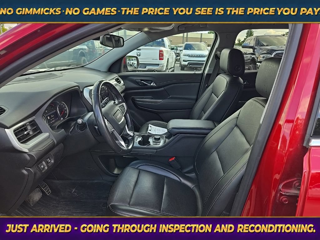 Used 2021 GMC Acadia SLT w/ LPO, Floor Liner Package FWD image 16